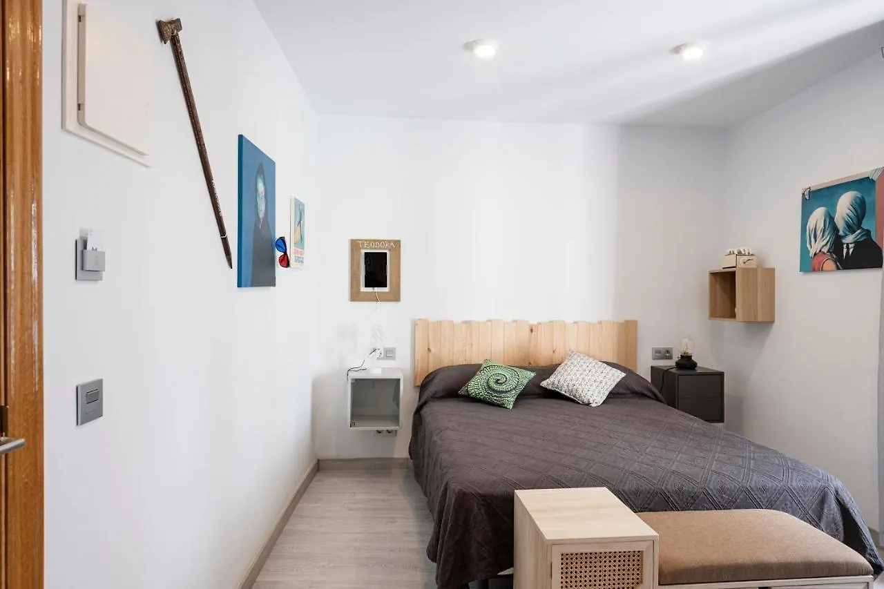 Bed & Breakfast Tadawn Literary Coliving Bed and Breakfast Estepona Spanje