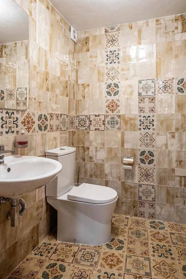 Tadawn Literary Coliving Bed & Breakfast Estepona Spain